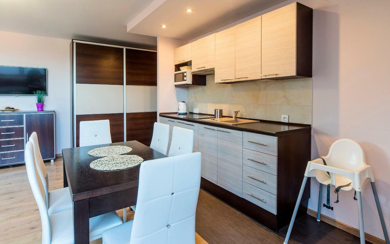Apartamenty Everysky - Lesny Dom 16 - 18 คาร์ปัตซ์ ภายนอก รูปภาพ